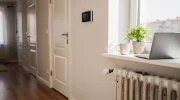 Kaip suprogramuoti šildymą kiekviename kambaryje, kad sutaupytumėte už elektrą ir dujas